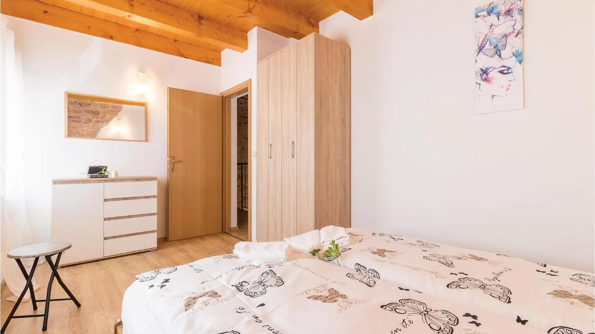 3 Bedroom Beautiful Home In Svetvincenat Croatia