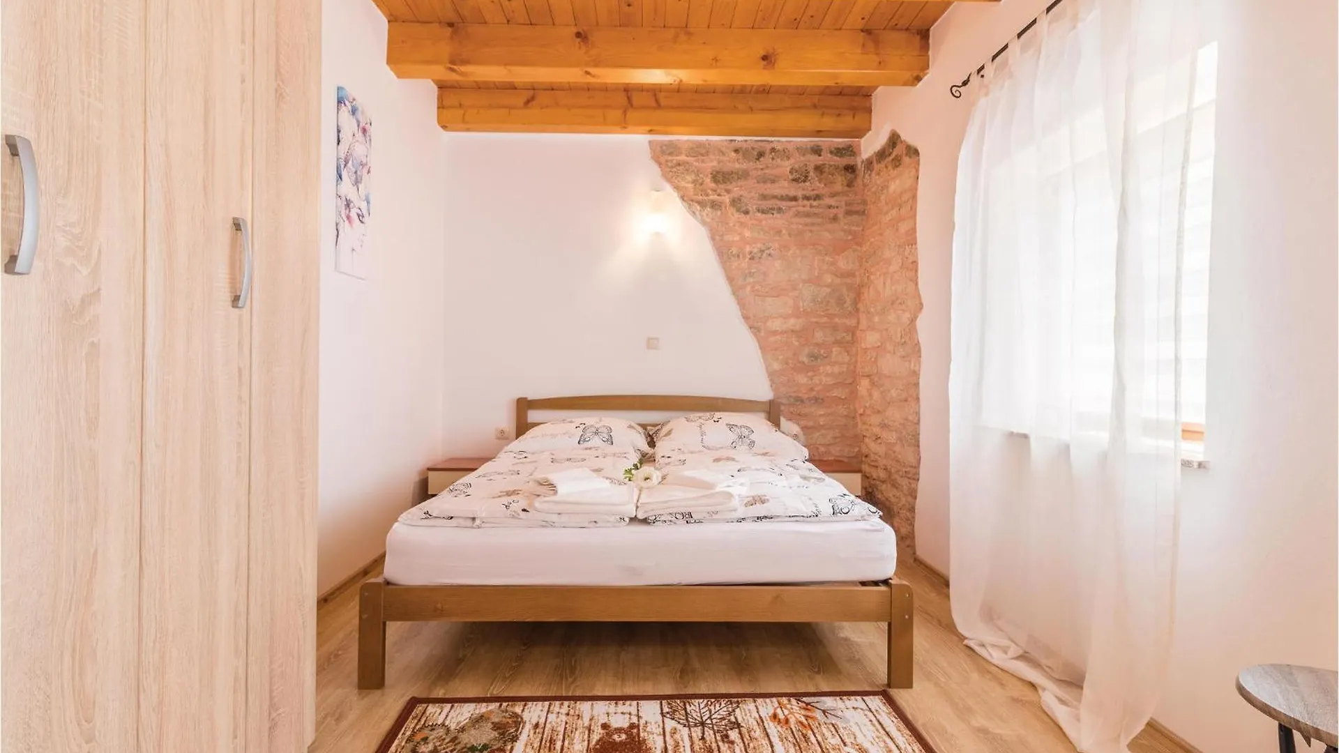 3 Bedroom Beautiful Home In Svetvincenat Vikendica